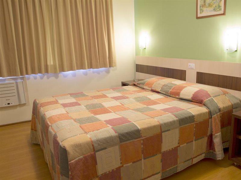 Rede Andrade Mercado Hotel Куритиба Экстерьер фото