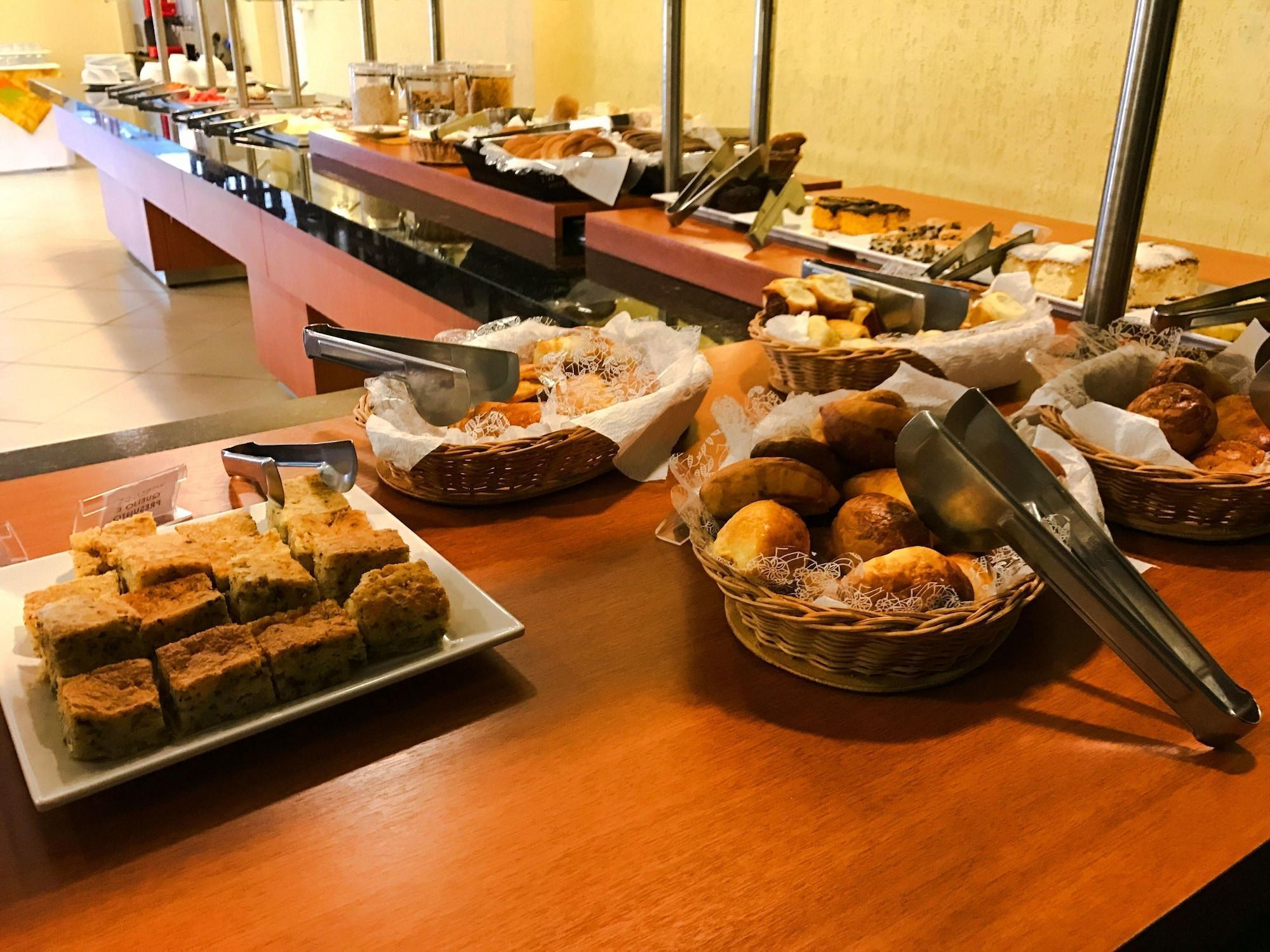 Rede Andrade Mercado Hotel Куритиба Экстерьер фото