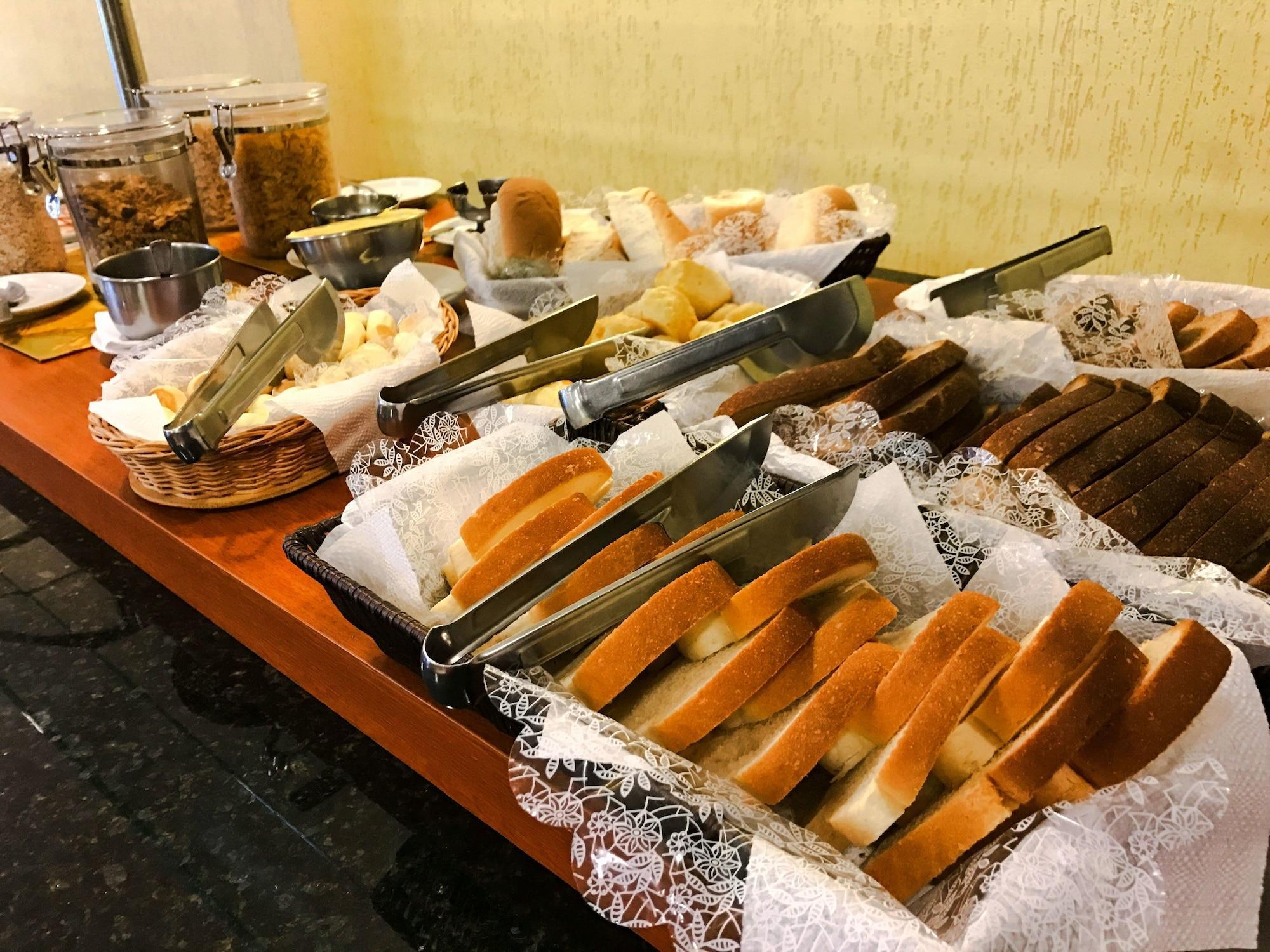 Rede Andrade Mercado Hotel Куритиба Экстерьер фото