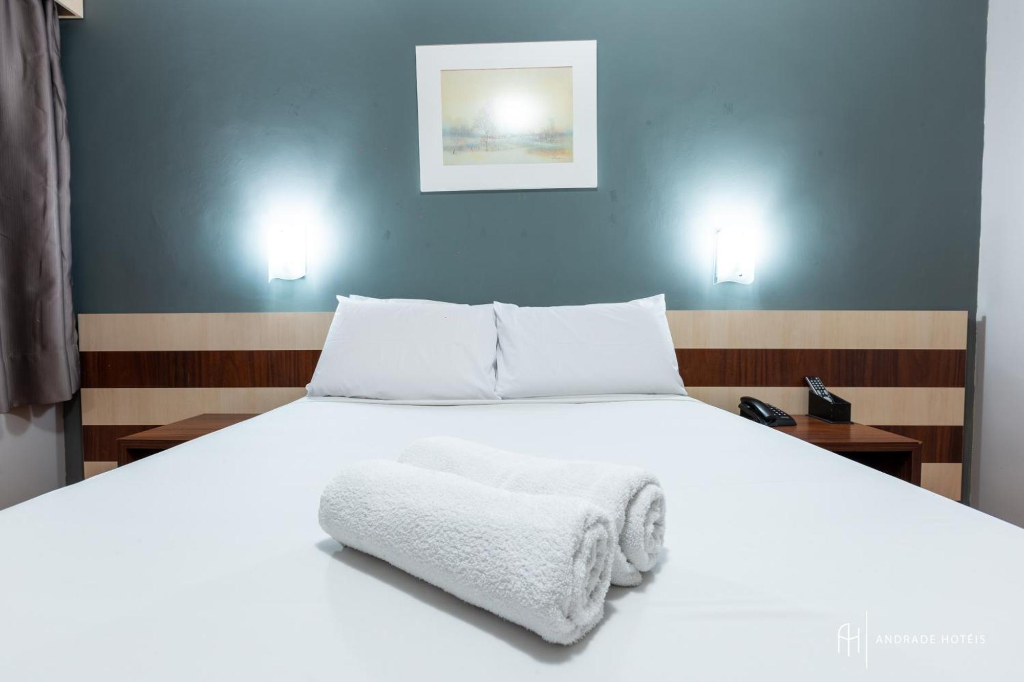 Rede Andrade Mercado Hotel Куритиба Экстерьер фото