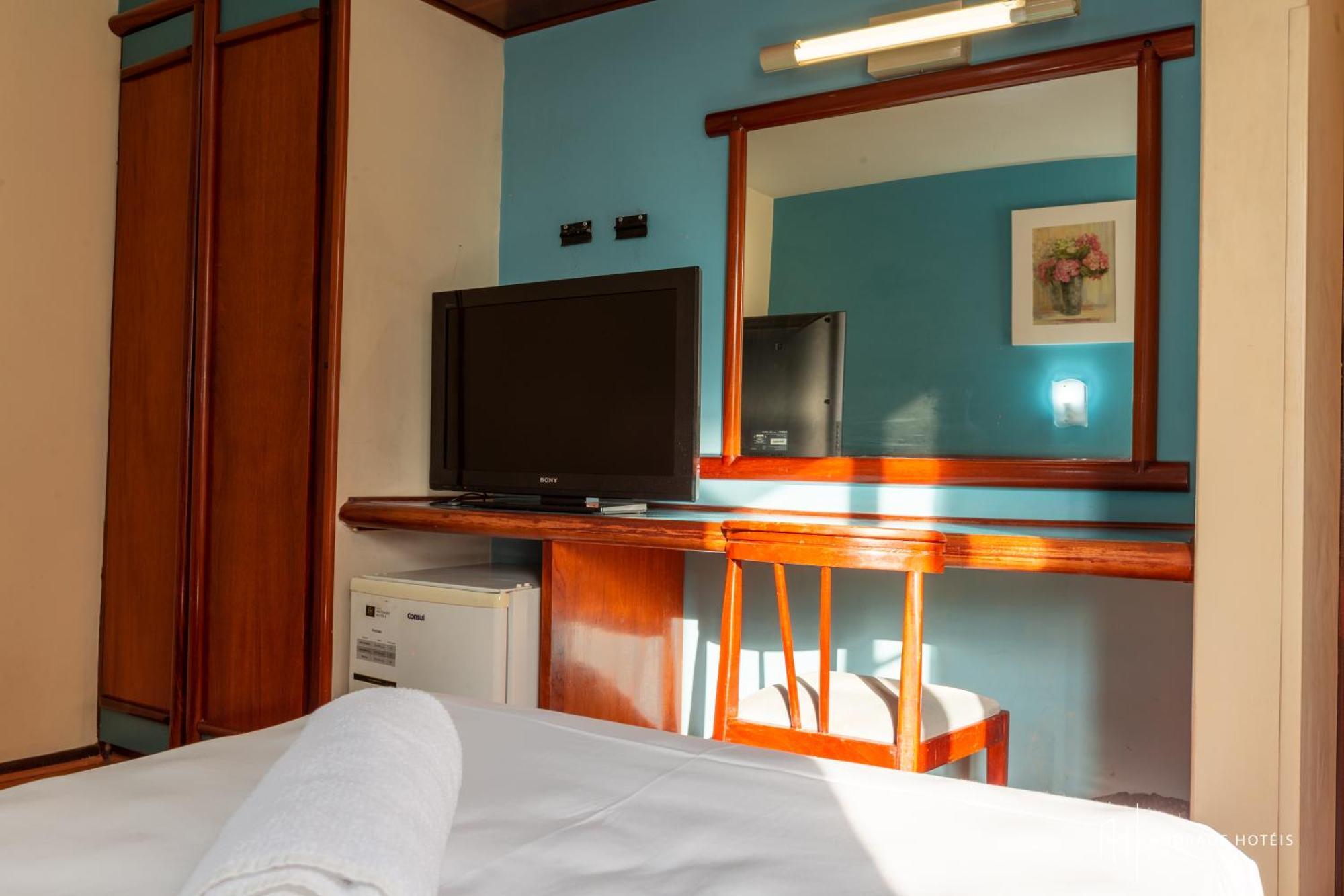 Rede Andrade Mercado Hotel Куритиба Экстерьер фото