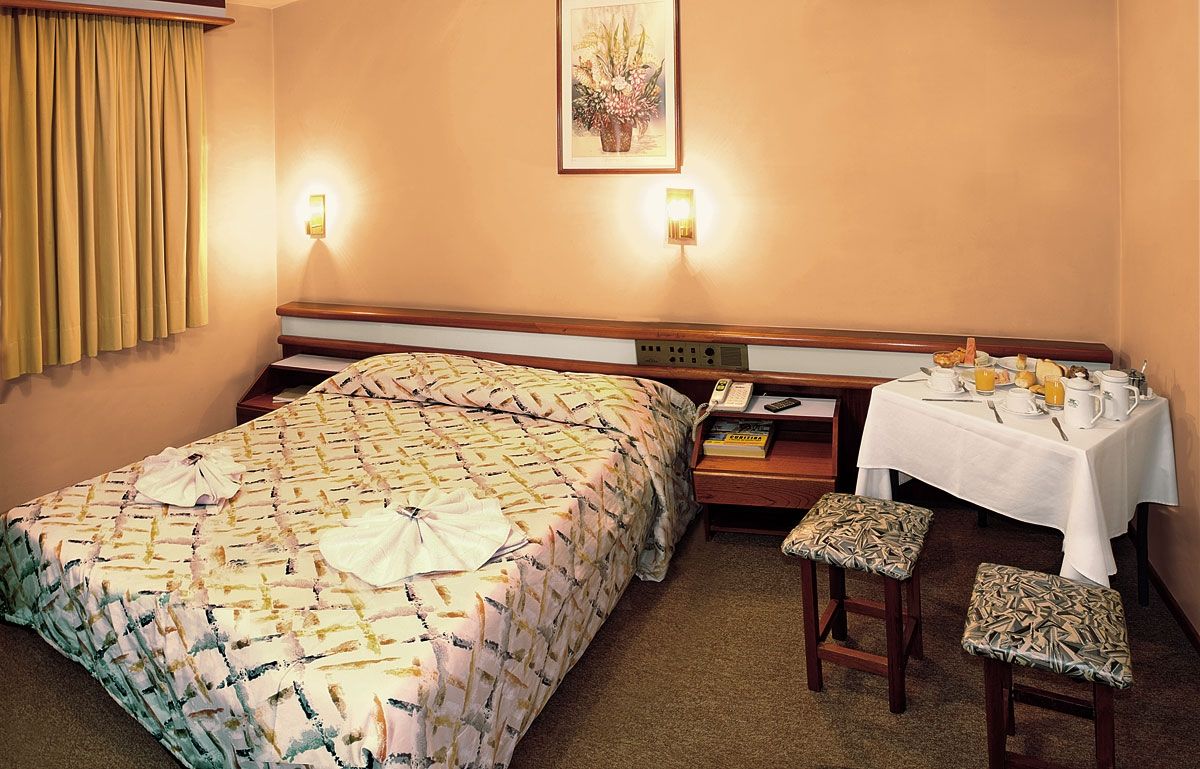 Rede Andrade Mercado Hotel Куритиба Экстерьер фото